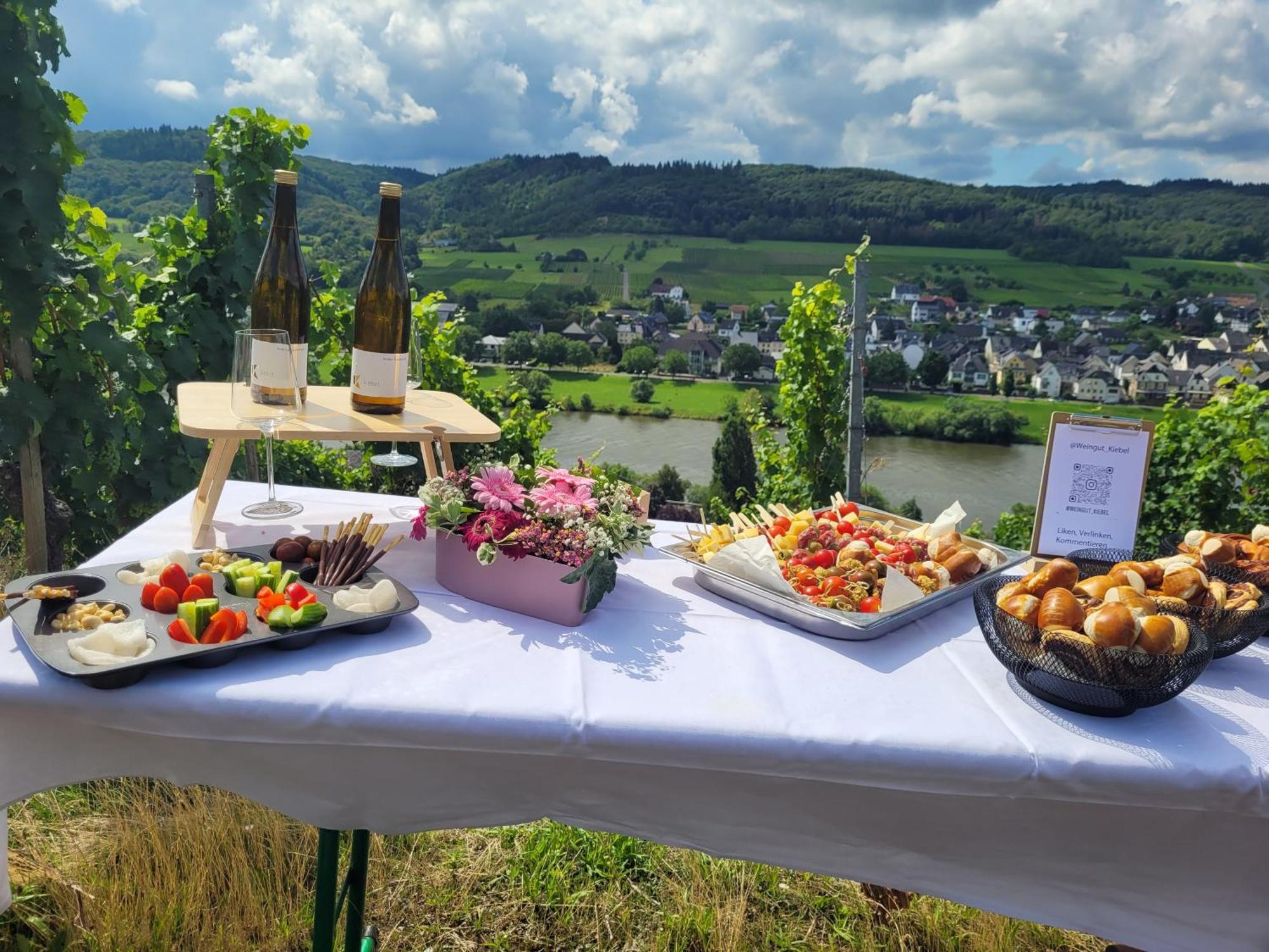 Gaestehaus Kiebel Lösnich Esterno foto